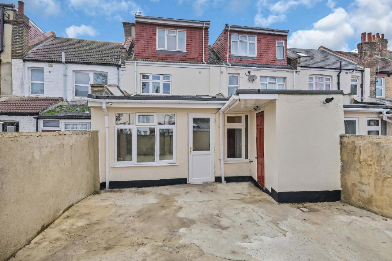 Fernbank Rooms Sudbury Hill, Harrow, Self-Contained Studios With En-Suite Harrow on the Hill 外观 照片