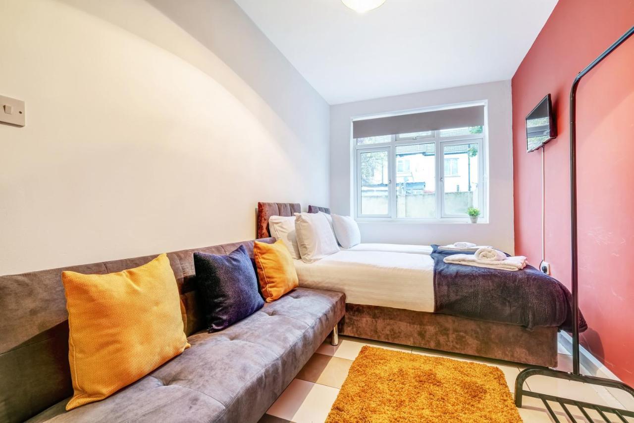Fernbank Rooms Sudbury Hill, Harrow, Self-Contained Studios With En-Suite Harrow on the Hill 外观 照片