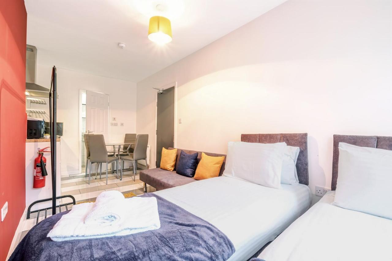 Fernbank Rooms Sudbury Hill, Harrow, Self-Contained Studios With En-Suite Harrow on the Hill 外观 照片
