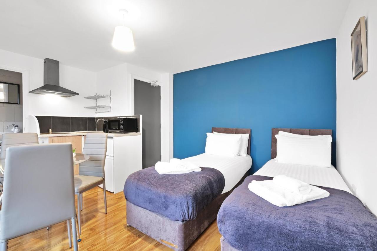 Fernbank Rooms Sudbury Hill, Harrow, Self-Contained Studios With En-Suite Harrow on the Hill 外观 照片